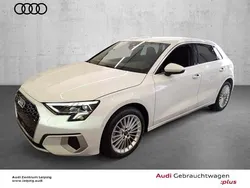 Gletscherweiß metallic Gebraucht 2024 Audi A3 Advanced Plus | 31.930 € (Guter Preis)