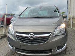 Braun Gebraucht 2016 Opel Meriva drive Van / Kleinbus | 10.990 € (Fairer Preis)