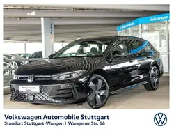 Grenadillschwarz metallic Neu 2025 VW Passat R-line Kombi | 50.830 € (Superpreis)