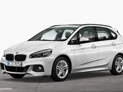 Weiß Gebraucht 2016 BMW 225 Active Tourer M Sport Van / Kleinbus | 17.900 € (Fairer Preis)
