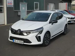 Weiß Gebraucht 2024 Mitsubishi Colt Plus Limousine | 17.990 € (Fairer Preis)