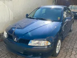 Blau Gebraucht 2002 Mitsubishi Carisma Limousine | 500 €