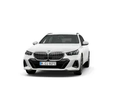 Gebraucht 2024 BMW 530 Comfort Edition Kombi | 59.900 €