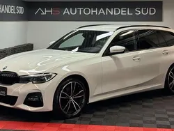 Alpinweiss iii Gebraucht 2021 BMW 320 M Sport Kombi | 24.999 € (Guter Preis)