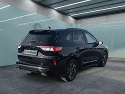 Schwarz Gebraucht 2023 Ford Kuga SUV | 24.899 € (Superpreis)