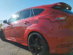 Rot Gebraucht 2017 Ford Focus ST-Line Limousine | 10.800 € (Fairer Preis)