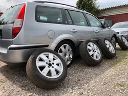 Silber Gebraucht 2007 Ford Mondeo Ghia Kombi | 2.499 € (Fairer Preis)