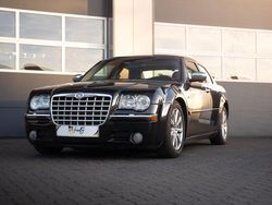 Schwarz Gebraucht 2004 Chrysler 300C Limousine | 5.250 € (Teuer)