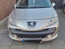 Gebraucht 2008 Peugeot 207 Urban Move Limousine | 4.100 € (Etwas zu teuer)