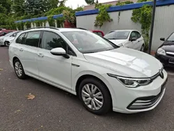 Pure white Gebraucht 2021 VW Golf VIII Style Kombi | 19.949 € (Guter Preis)