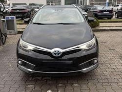 Schwarz Gebraucht 2017 Toyota Auris Hybrid Executive Kombi | 12.900 € (Fairer Preis)