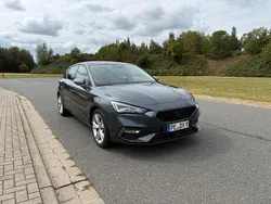 Grau Gebraucht 2020 Seat Leon FR Limousine | 17.500 € (Fairer Preis)