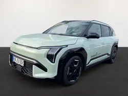 Aventurine green m Gebraucht 2024 Kia EV3 4 SUV | 42.980 € (Guter Preis)