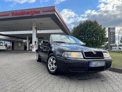 Schwarz Gebraucht 2003 Skoda Octavia Classic Limousine | 1.150 € (Guter Preis)