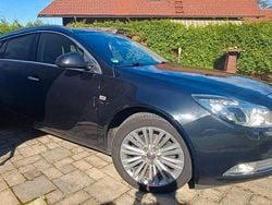 Schwarz Gebraucht 2011 Opel Insignia Edition Kombi | 3.300 € (Superpreis)