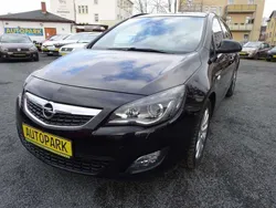 Schwarz Gebraucht 2011 Opel Astra Kombi | 5.500 € (Guter Preis)