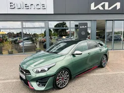Grün Gebraucht 2024 Kia ProCeed Comfort Kleinwagen | 32.970 € (Etwas zu teuer)