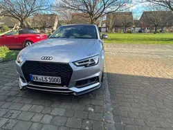 Silber Gebraucht 2016 Audi A4 Ambiente Limousine | 21.000 € (Teuer)