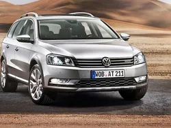 Silber Gebraucht 2013 VW Passat Comfortline Kombi | 7.900 € (Fairer Preis)