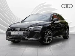 Mythosschwarz metallic Gebraucht 2024 Audi A3 S-Line Limousine | 36.820 € (Guter Preis)