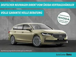 Energyblau Neu 2025 Skoda Superb LAURIN & KLEMENT Kombi | 42.490 € (Guter Preis)