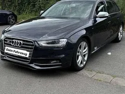 Blau Gebraucht 2013 Audi S4 Kombi | 13.700 €