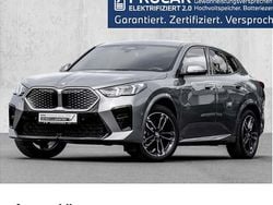 Grau Gebraucht 2024 BMW iX2 Performance SUV | 43.680 € (Superpreis)