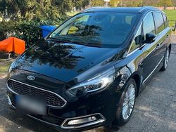 Schwarz Gebraucht 2019 Ford S-MAX Vignale Van / Kleinbus | 23.000 € (Fairer Preis)