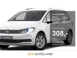 Pure white Gebraucht 2025 VW Touran Comfortline Van / Kleinbus | 31.790 € (Fairer Preis)