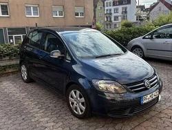Blau Gebraucht 2005 VW Golf Plus Cross Comfortline Van / Kleinbus | 2.220 € (Guter Preis)