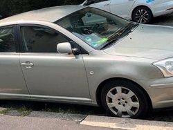 Grau Gebraucht 2003 Toyota Avensis T2 Limousine | 3.150 € (Fairer Preis)
