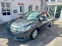 Grau Gebraucht 2010 Citroën C4 Tendance Limousine | 3.889 €