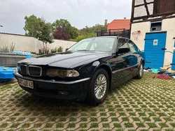 Blau Gebraucht 2000 BMW 730 Limousine | 11.500 €