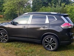 Grün Gebraucht 2015 Nissan X-Trail SUV | 11.500 €