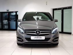 Grau Gebraucht 2017 Mercedes B180 Van / Kleinbus | 18.949 € (Teuer)