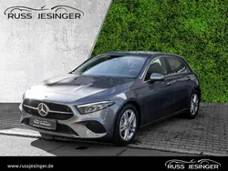 Mountain grey metallic Gebraucht 2024 Mercedes A180 Progressive Limousine | 27.880 € (Guter Preis)