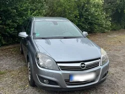 Silber Gebraucht 2009 Opel Astra Innovation Kombi | 1.750 € (Superpreis)