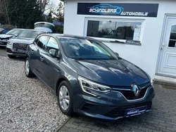 Grau Gebraucht 2021 Renault Mégane IV Zen Limousine | 16.500 € (Guter Preis)