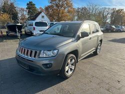 Grau Gebraucht 2012 Jeep Compass Sport SUV | 7.490 € (Fairer Preis)