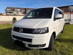 Weiß Gebraucht 2010 VW Caravelle Van / Kleinbus | 12.999 € (Guter Preis)