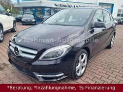 Violet Gebraucht 2014 Mercedes B200 Van / Kleinbus | 12.790 € (Fairer Preis)