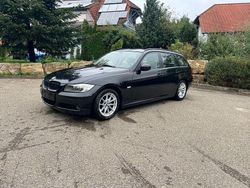 Schwarz Gebraucht 2010 BMW 320 Kombi | 2.799 € (Superpreis)