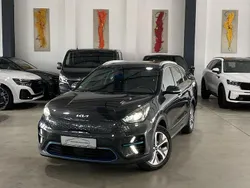 Black metall Gebraucht 2022 Kia e-Niro 3 SUV | 25.880 € (Fairer Preis)