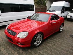 Rot Gebraucht 2001 Mercedes SLK32 AMG AMG Cabrio | 14.999 €