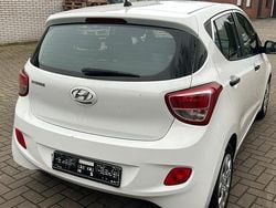 Weiß Gebraucht 2014 Hyundai i10 Kleinwagen | 2.299 € (Guter Preis)