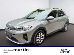 Grau Gebraucht 2022 Kia Stonic SUV | 17.890 € (Superpreis)