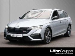 Brilliantsilber metallic Gebraucht 2023 Skoda Octavia RS Kombi | 34.780 € (Etwas zu teuer)