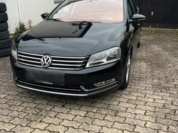 Schwarz Gebraucht 2012 VW Passat Kombi | 8.190 € (Fairer Preis)