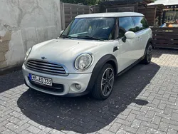 Weiß Gebraucht 2011 Mini Cooper Clubman Kombi | 4.950 € (Fairer Preis)