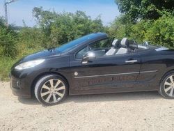 Schwarz Gebraucht 2012 Peugeot 207 CC Roland Garros Cabrio | 4.800 € (Fairer Preis)
